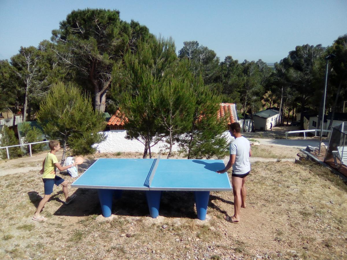 Camping Le Bois De Pins Salses-le-Chateau Εξωτερικό φωτογραφία