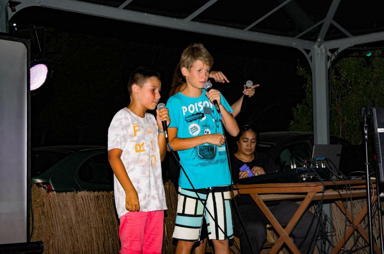 Camping Le Bois De Pins Salses-le-Chateau Εξωτερικό φωτογραφία